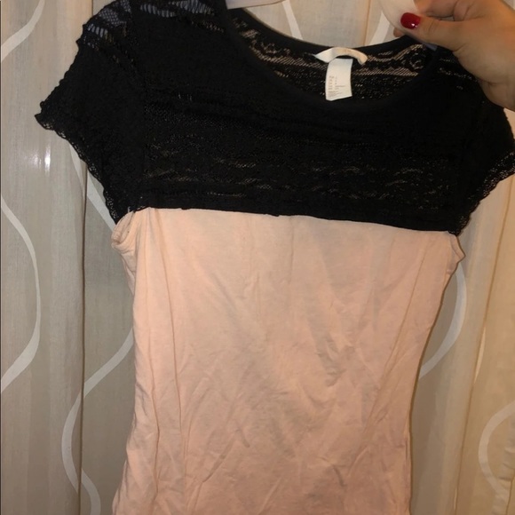 H&M Top - Picture 2 of 3